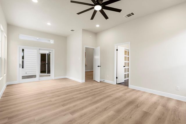 14611 Sandy Side DR, Austin, TX 78728