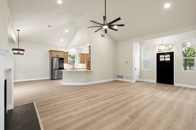 14611 Sandy Side DR, Austin, TX 78728