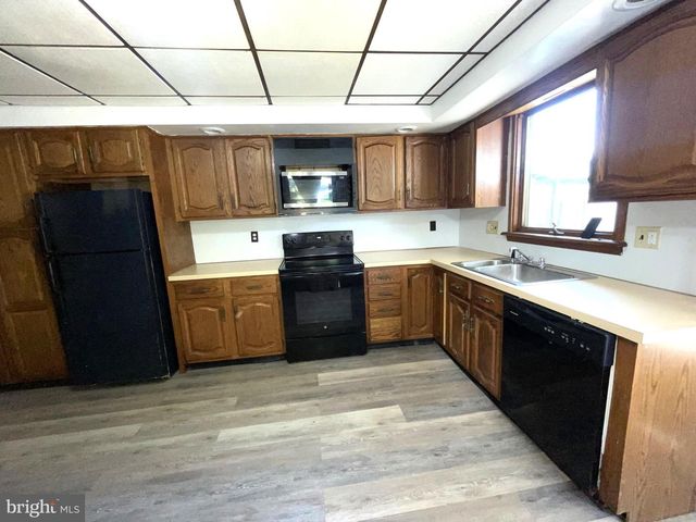 331 E PATTERSON ST, Lansford, PA 18232