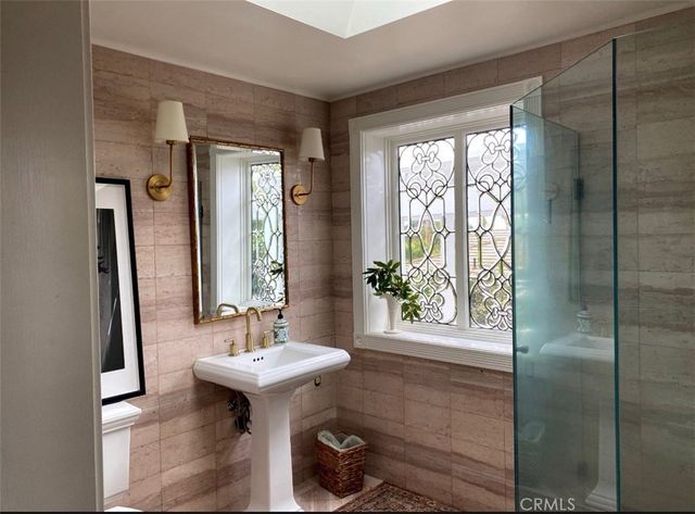 8331 Enramada, Whittier, CA 90605