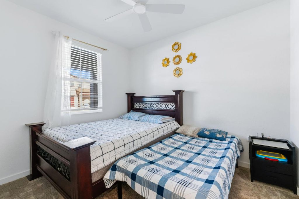 Image 10 of property listing at 6293 W Willis Avenue, Fresno, CA 93723