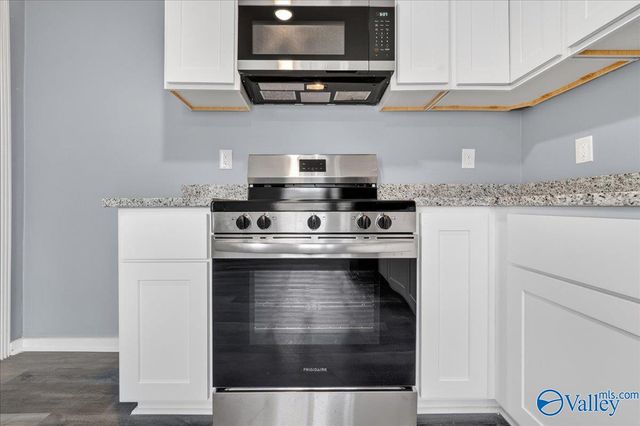 203 N Plymouth Road NW, Huntsville, AL 35811