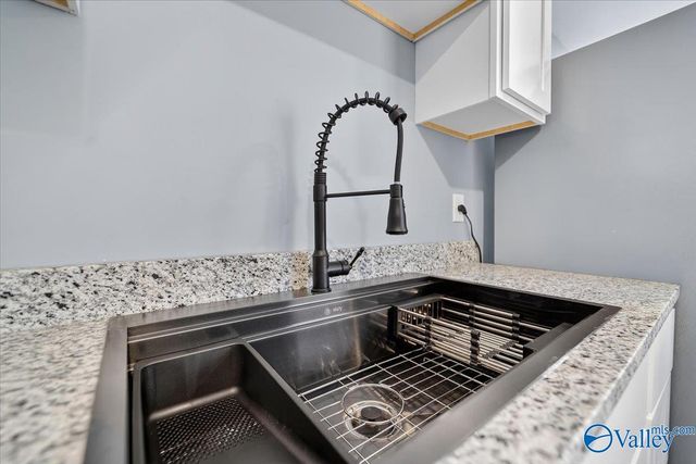 203 N Plymouth Road NW, Huntsville, AL 35811