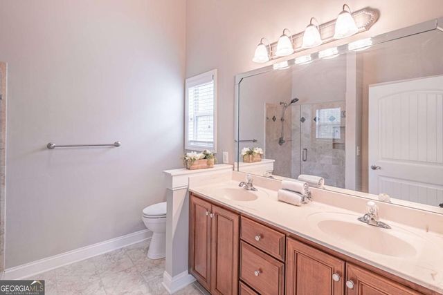 5660 Crest Hill Drive, Buford, GA 30518