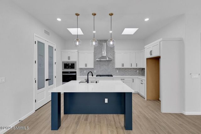 6058 Mint Park, Sunland Park, NM 88063