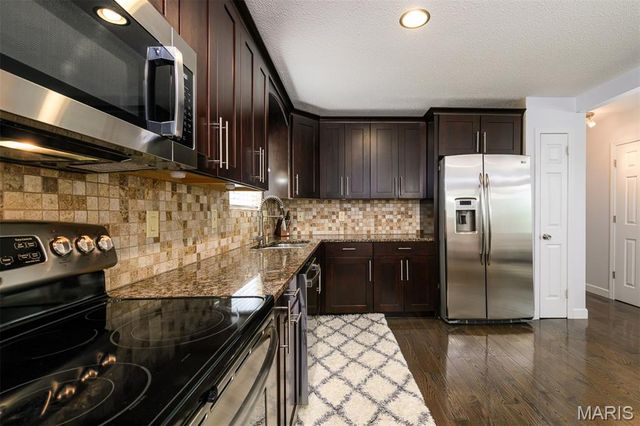 10202 Jubil Drive, Affton, MO 63123