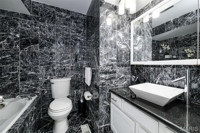 10202 Jubil Drive, Affton, MO 63123