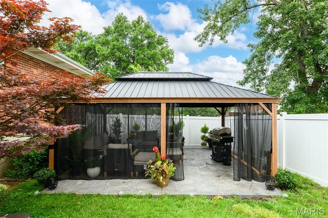 10202 Jubil Drive, Affton, MO 63123