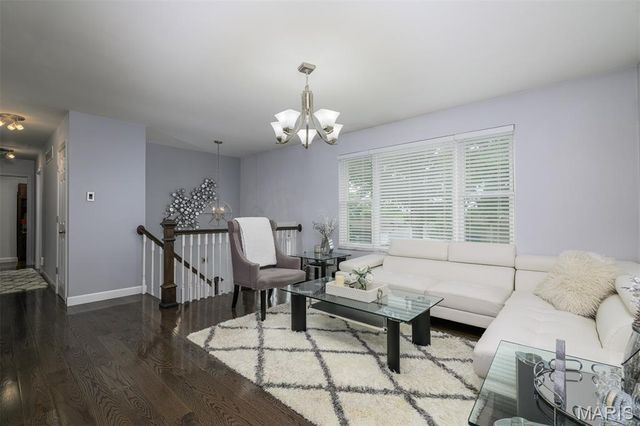 10202 Jubil Drive, Affton, MO 63123