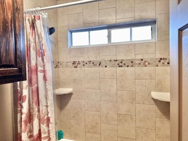 8218 Luna Drive, Rowlett, TX 75088