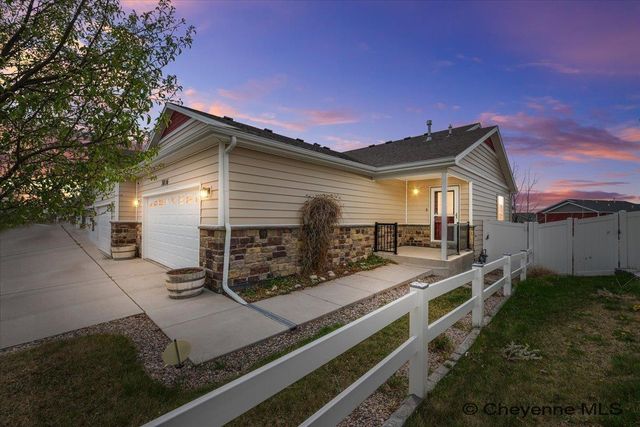 3816 GUNSMOKE RD, Cheyenne, WY 82001