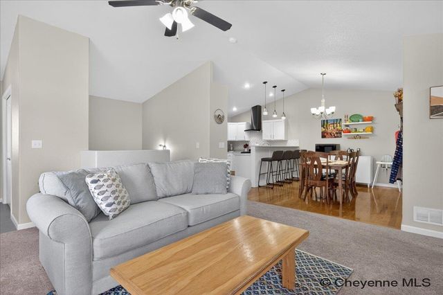 3816 GUNSMOKE RD, Cheyenne, WY 82001