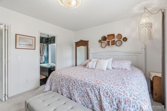 522 SW Front Avenue, Castle Rock, WA 98611