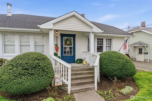 522 SW Front Avenue, Castle Rock, WA 98611