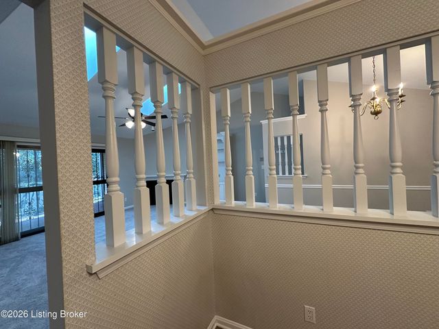 810 Washburn Ave 39, Louisville, KY 40222