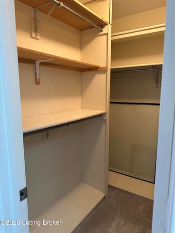 810 Washburn Ave 39, Louisville, KY 40222