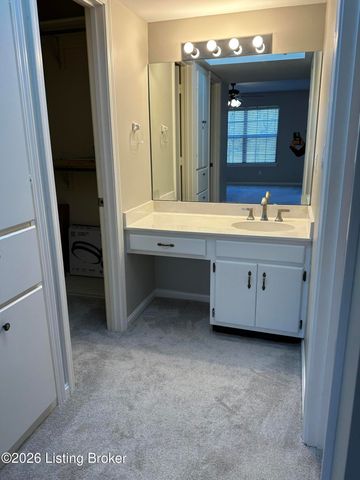 810 Washburn Ave 39, Louisville, KY 40222