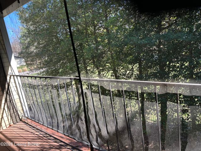 810 Washburn Ave 39, Louisville, KY 40222