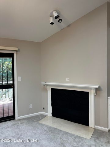 810 Washburn Ave 39, Louisville, KY 40222