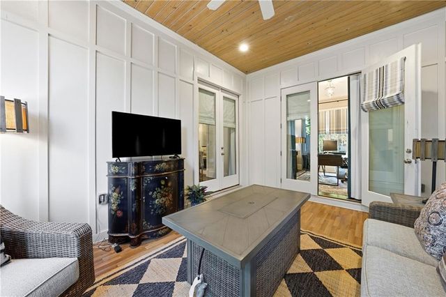 1295 Cumberland NE Road, Atlanta, GA 30306