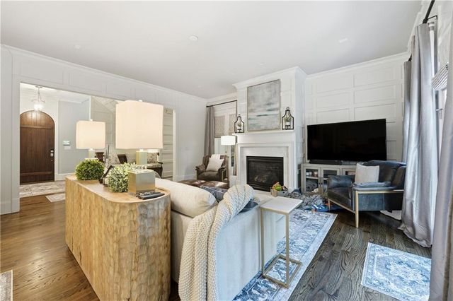 1295 Cumberland NE Road, Atlanta, GA 30306