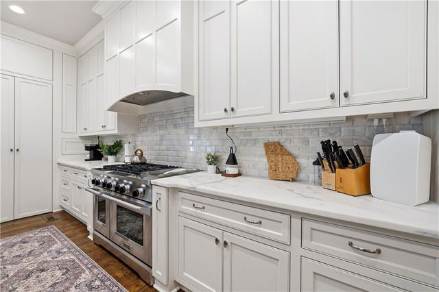 1295 Cumberland NE Road, Atlanta, GA 30306