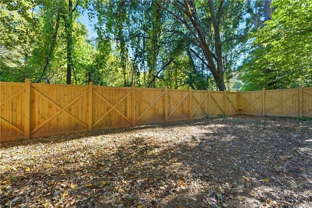 1295 Cumberland NE Road, Atlanta, GA 30306