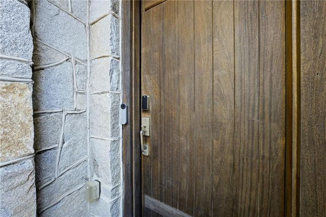 1295 Cumberland NE Road, Atlanta, GA 30306