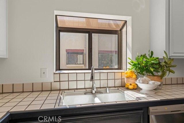 546 Shorebird Circle 26201, Redwood City, CA 94065