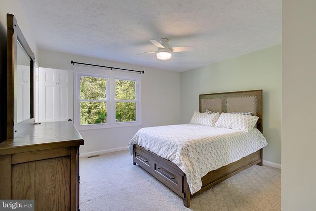 9010 MARY ANN DR, Owings, MD 20736