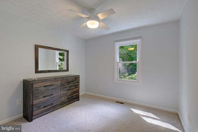 9010 MARY ANN DR, Owings, MD 20736