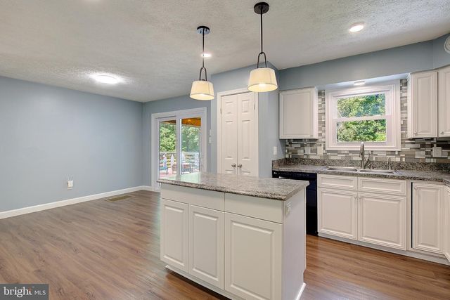 9010 MARY ANN DR, Owings, MD 20736