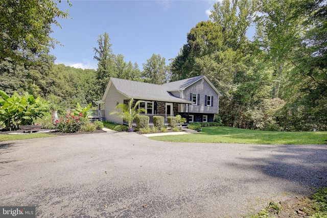 9010 MARY ANN DR, Owings, MD 20736