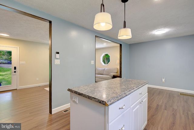 9010 MARY ANN DR, Owings, MD 20736