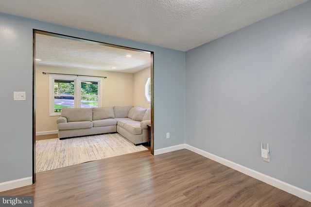 9010 MARY ANN DR, Owings, MD 20736