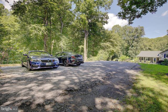 9010 MARY ANN DR, Owings, MD 20736