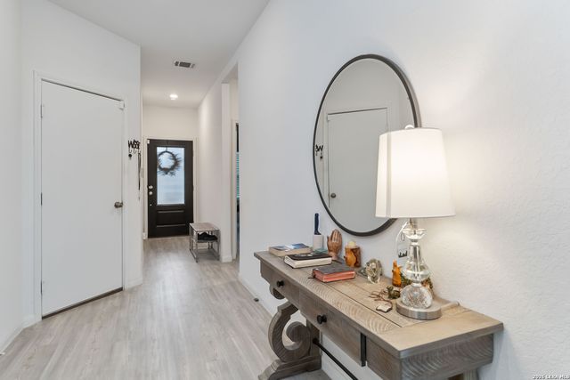 6731 Beehive, San Antonio, TX 78252