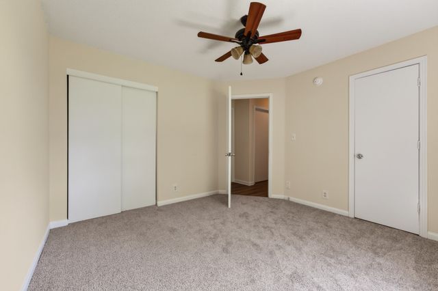 573 Waldorf Dr, Clarksville, TN 37042