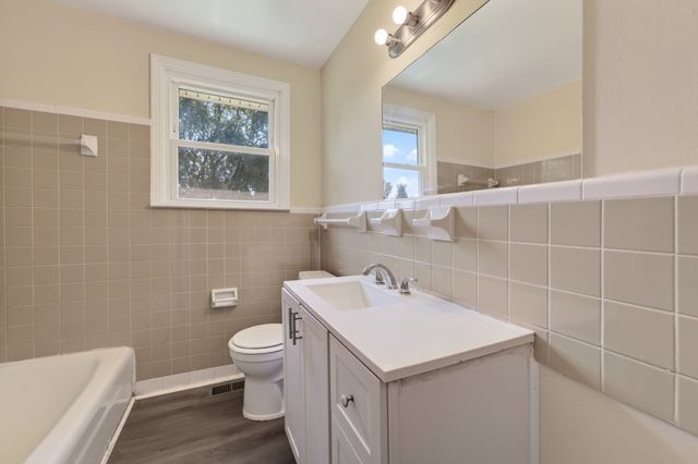 573 Waldorf Dr, Clarksville, TN 37042