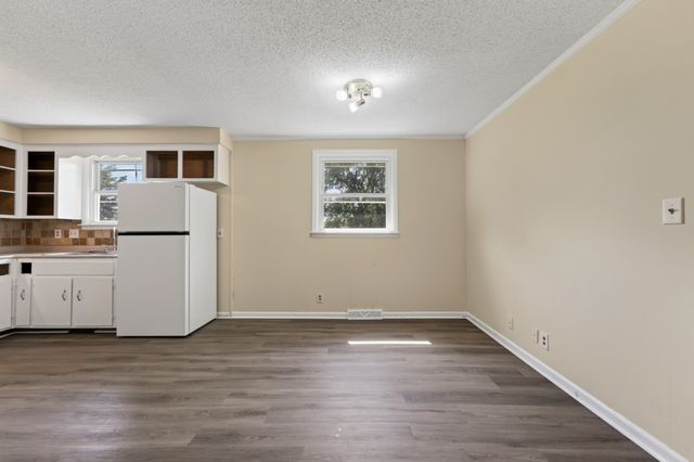 573 Waldorf Dr, Clarksville, TN 37042