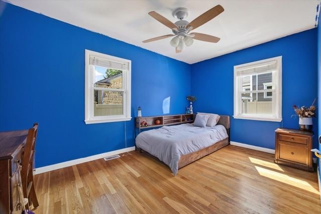 6 Pontiac St, New Bedford, MA 02745