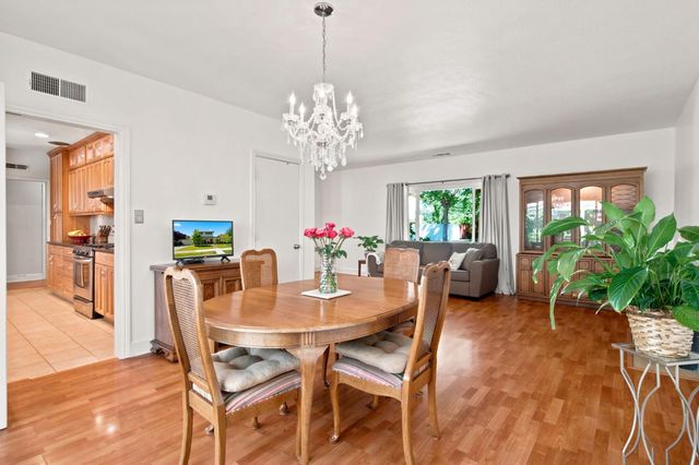 36 W Pine St, Stockton, CA 95204