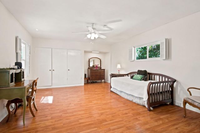 36 W Pine St, Stockton, CA 95204