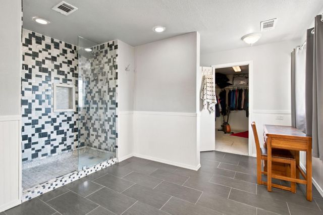36 W Pine St, Stockton, CA 95204