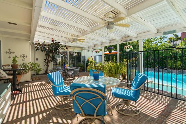 36 W Pine St, Stockton, CA 95204
