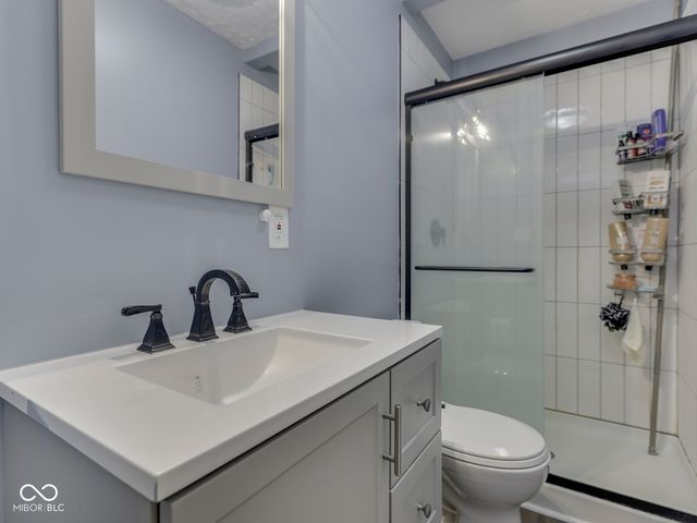 1279 E Jackson Street, Martinsville, IN 46151