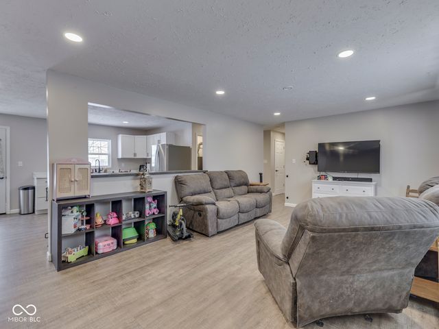 1279 E Jackson Street, Martinsville, IN 46151