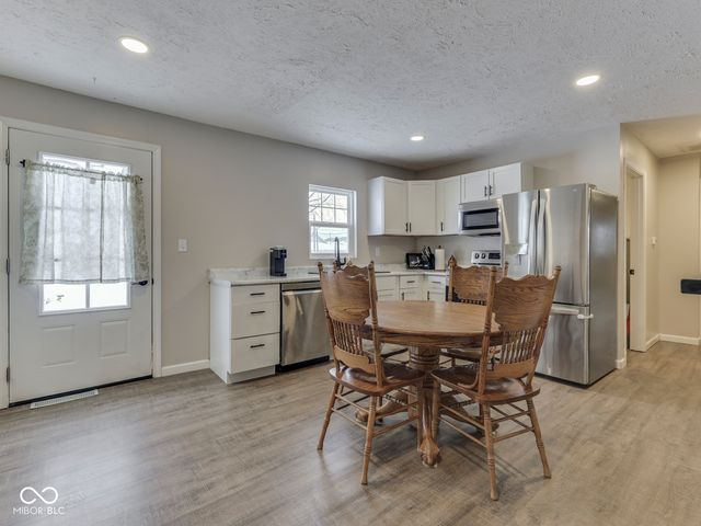 1279 E Jackson Street, Martinsville, IN 46151