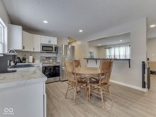 1279 E Jackson Street, Martinsville, IN 46151