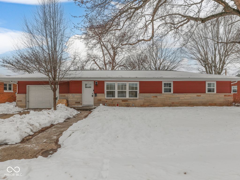 1279 E Jackson Street, Martinsville, IN 46151
